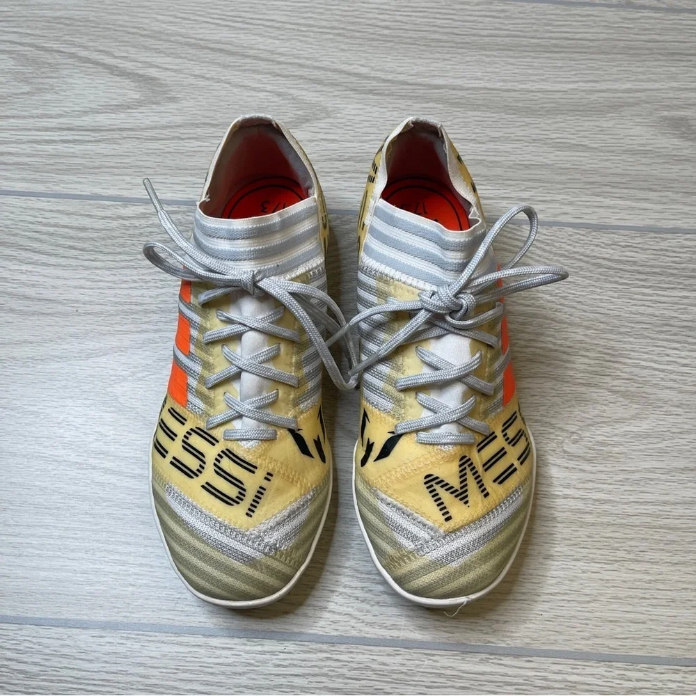 Adidas Nemeziz Messi Tango White Indoor Soccer Cleats Sneakers Youth Size 2.5